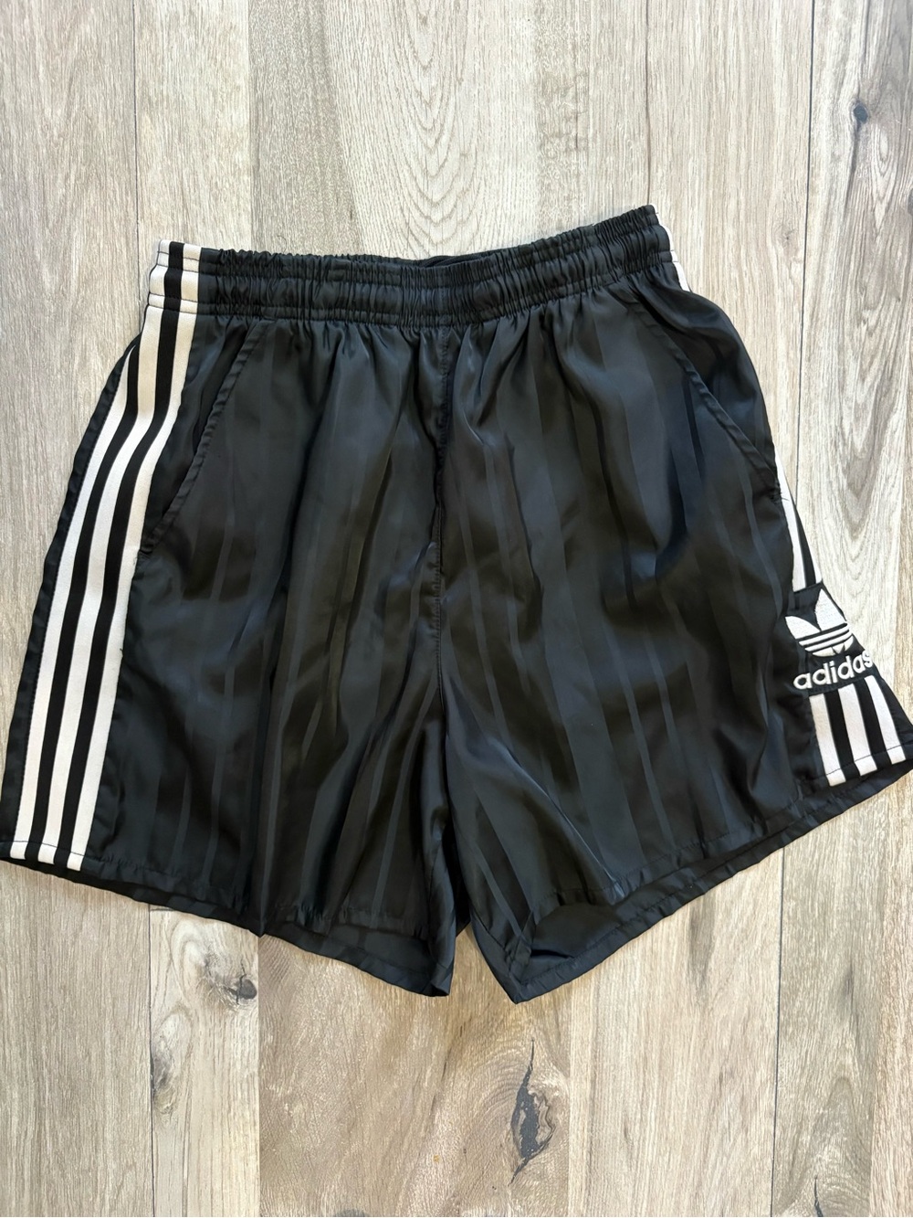 Women’s Adidas stripes sprinter shorts black